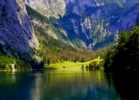 tags: lago,montanhas,paisagem,verde,agua,natureza,floresta

Königssee, Schönau, Alemanha