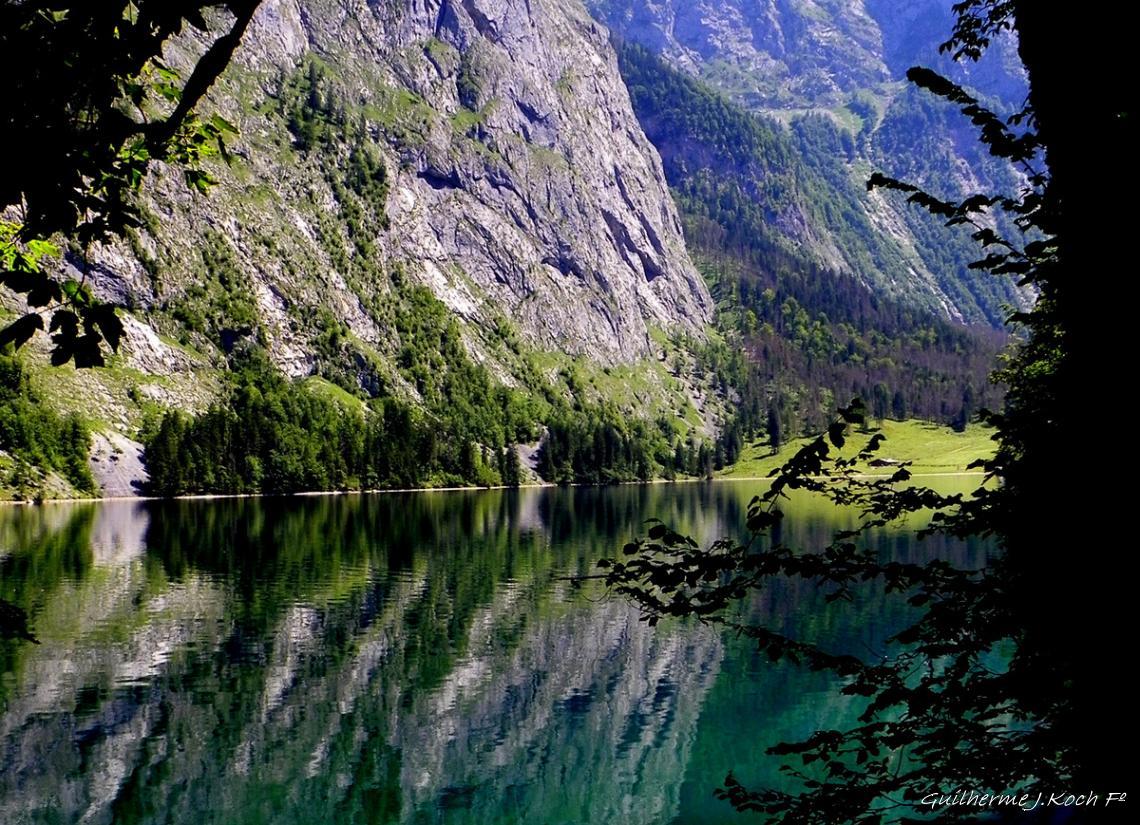 tags: lago,montanhas,verde,agua,natureza,floresta

K&ouml;nigssee, Sch&ouml;nau, Alemanha