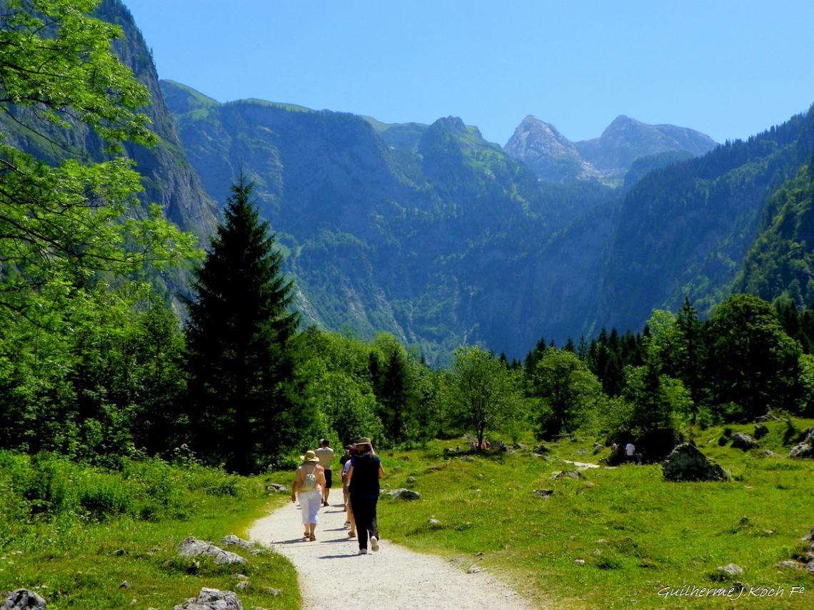 tags: natureza,caminhos,montanhas,verde

K&ouml;nigssee, Sch&ouml;nau, Alemanha