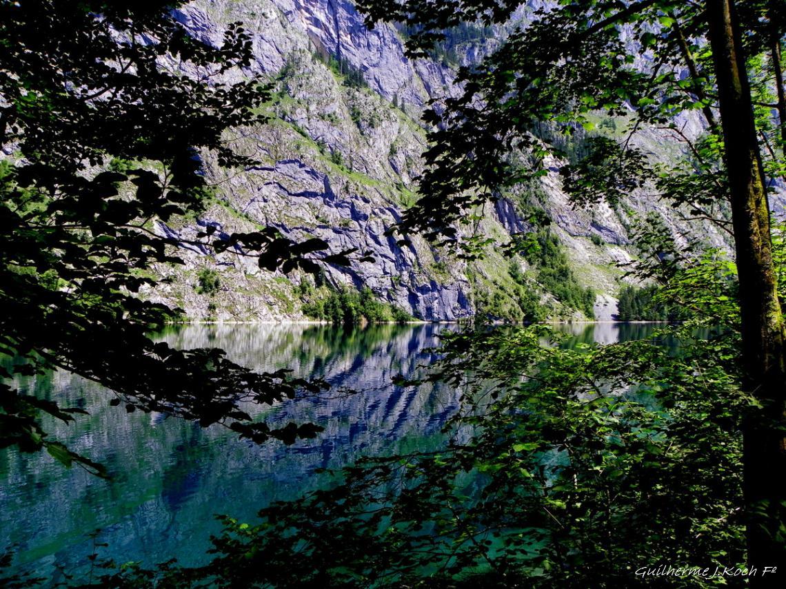 tags: lago,montanhas,verde,agua,natureza,floresta

K&ouml;nigssee, Sch&ouml;nau, Alemanha