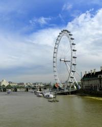 tags: Arquitetura,rio,agua,paisagem urbana,roda gigante,azul

London Eye, Londres, UK