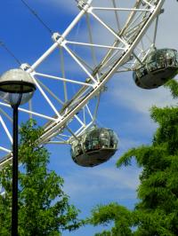 tags: Arquitetura,roda gigante,céu,urbano

London Eye, Londres, UK