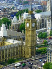 tags: Arquitetura,história,prédios históricos

 Parlamento e o Big Ben, Londres, UK