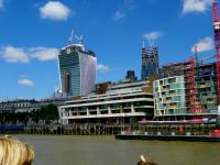 tags: Arquitetura,paisagem urbana,prédios,Moderno,rio,agua

Prédios as margens do Rio Thames, Londres, UK