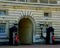 tags: Arquitetura,portões,castelo

 Palácio de Buckingham, Londres, UK