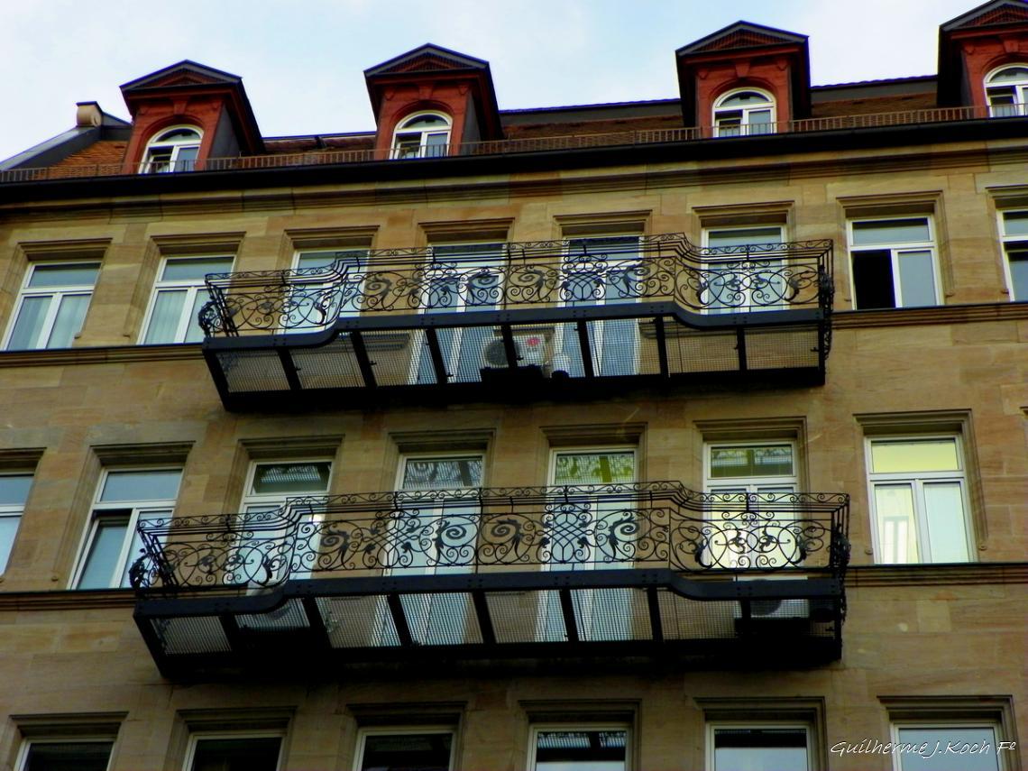 tags: Arquitetura,pr&eacute;dios antigos

Centro hist&oacute;rico de N&uuml;rnberg, Alemanha