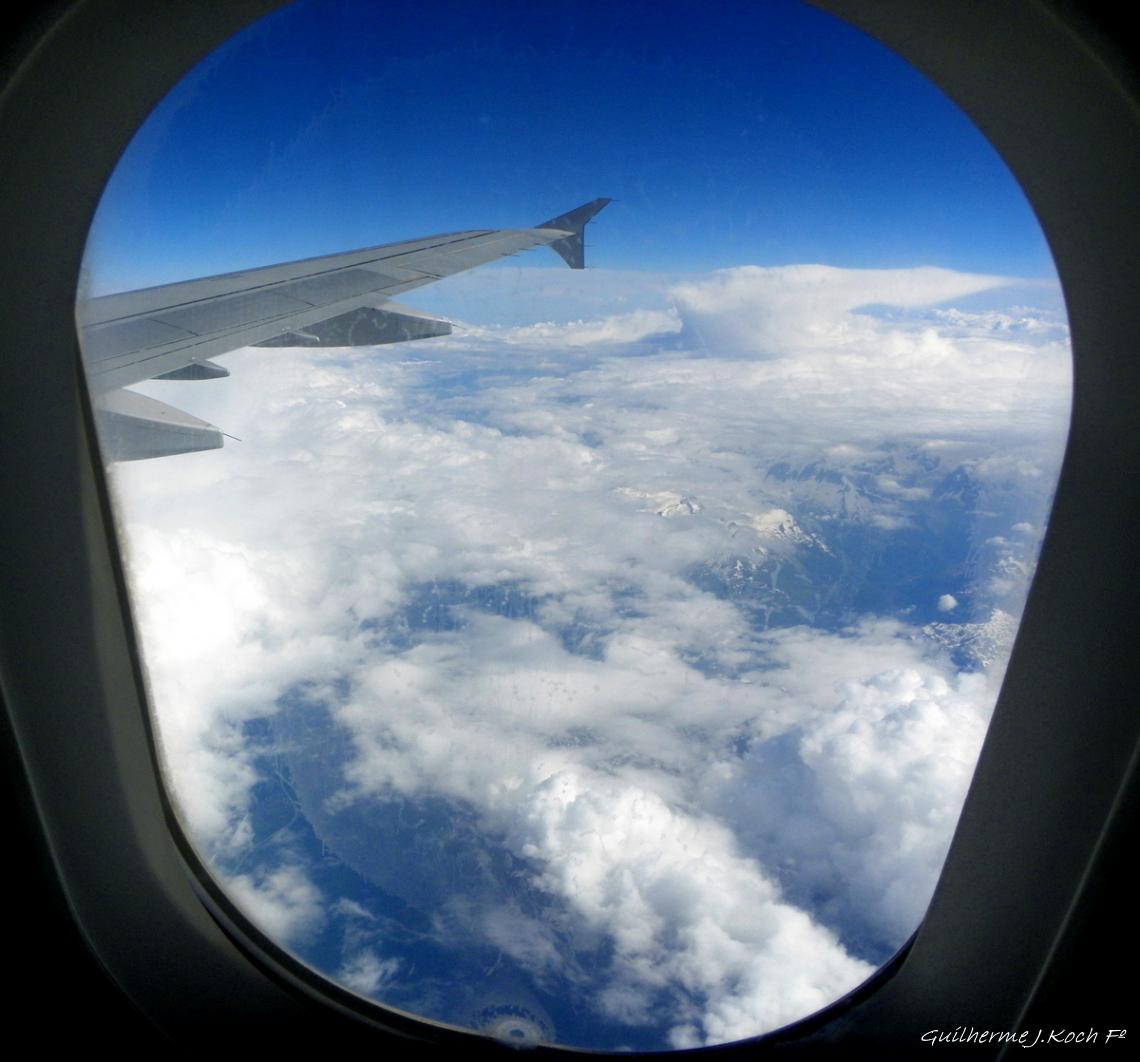 tags: paisagem,c&eacute;u,montanhas

Voando para N&uuml;rnberg, Alemanha