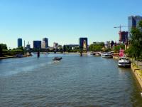 tags: paisagem urbana,rio

Frankfurt, Alemanha