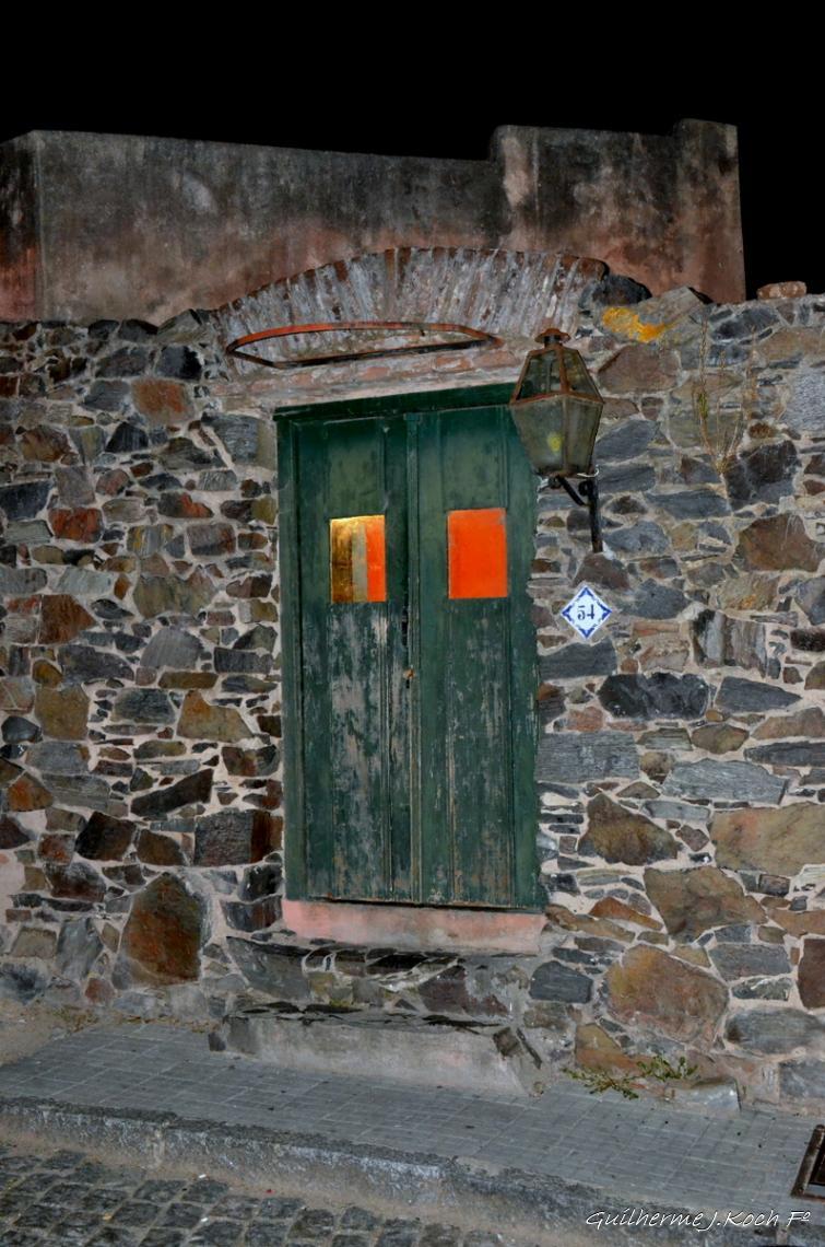 tags: Arquitetura,portas,pr&eacute;dios hist&oacute;ricos

Colonia Del Sacramento, Uruguai 