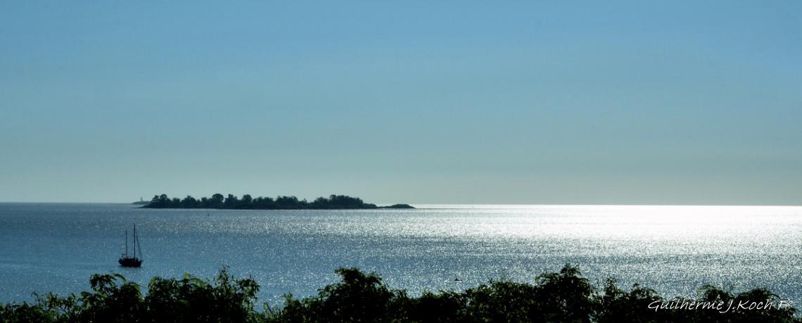 tags: mar,ilha,ver&atilde;o,azul

Colonia Del Sacramento, Uruguai 