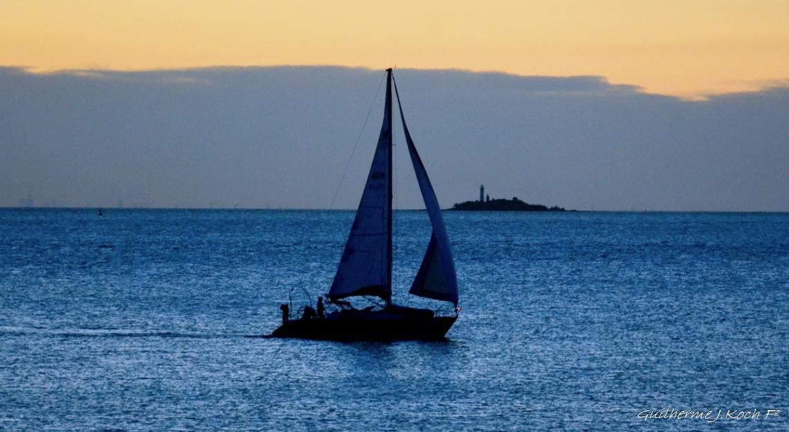 tags: mar,por-do-sol,barco

Colonia Del Sacramento, Uruguai