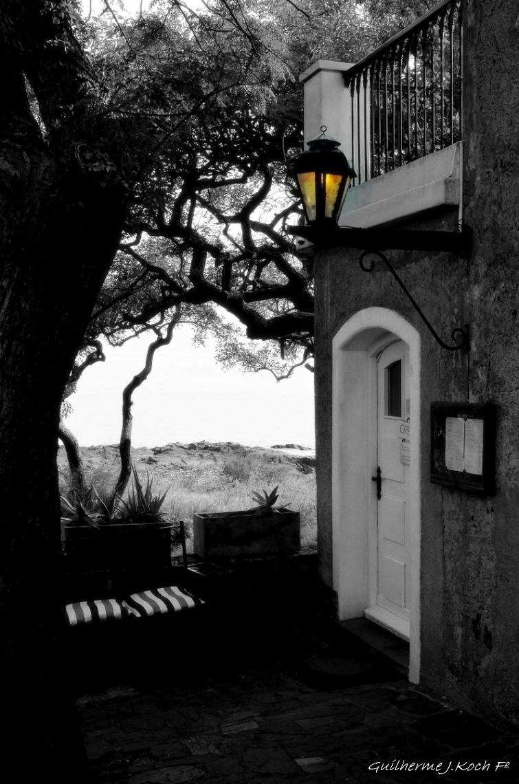 tags: Arquitetura,pr&eacute;dios antigos

Colonia Del Sacramento, Uruguai