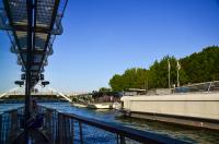 tags: 

Navegando pelo rio Sena, Paris