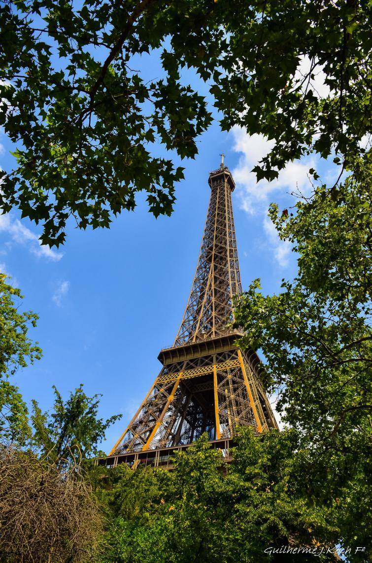tags: 

Torre Eiffel, Paris