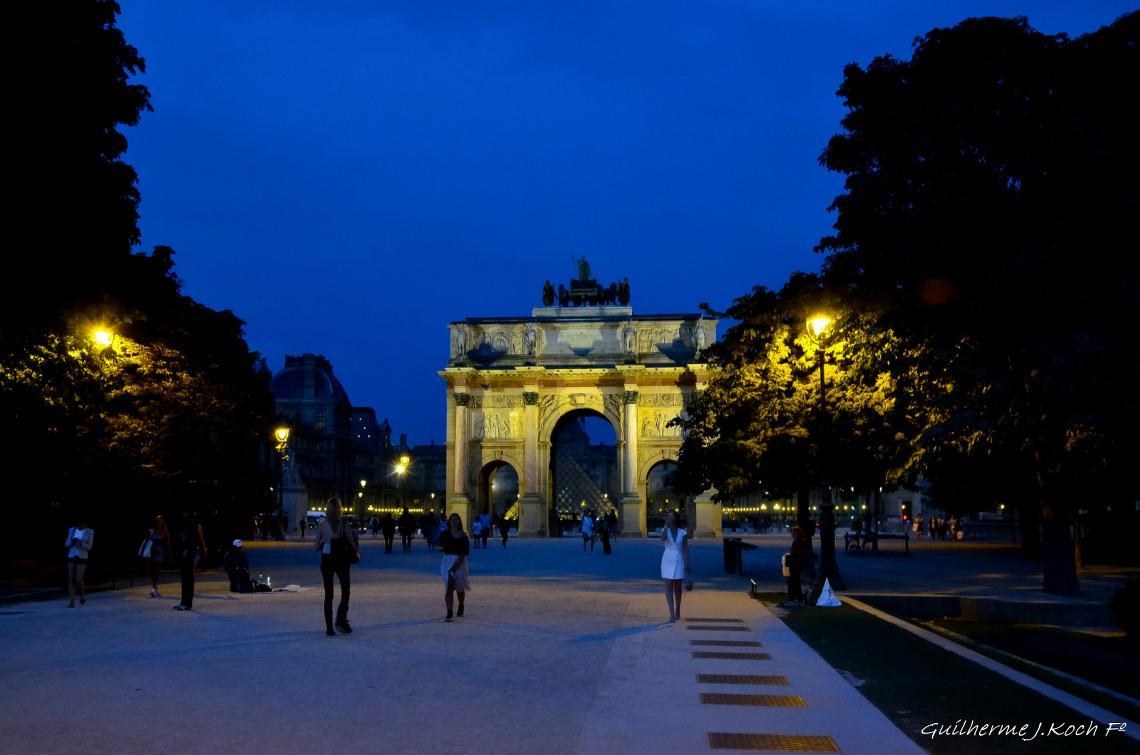 tags: 

Carrousel Arc de Triomphe, Paris