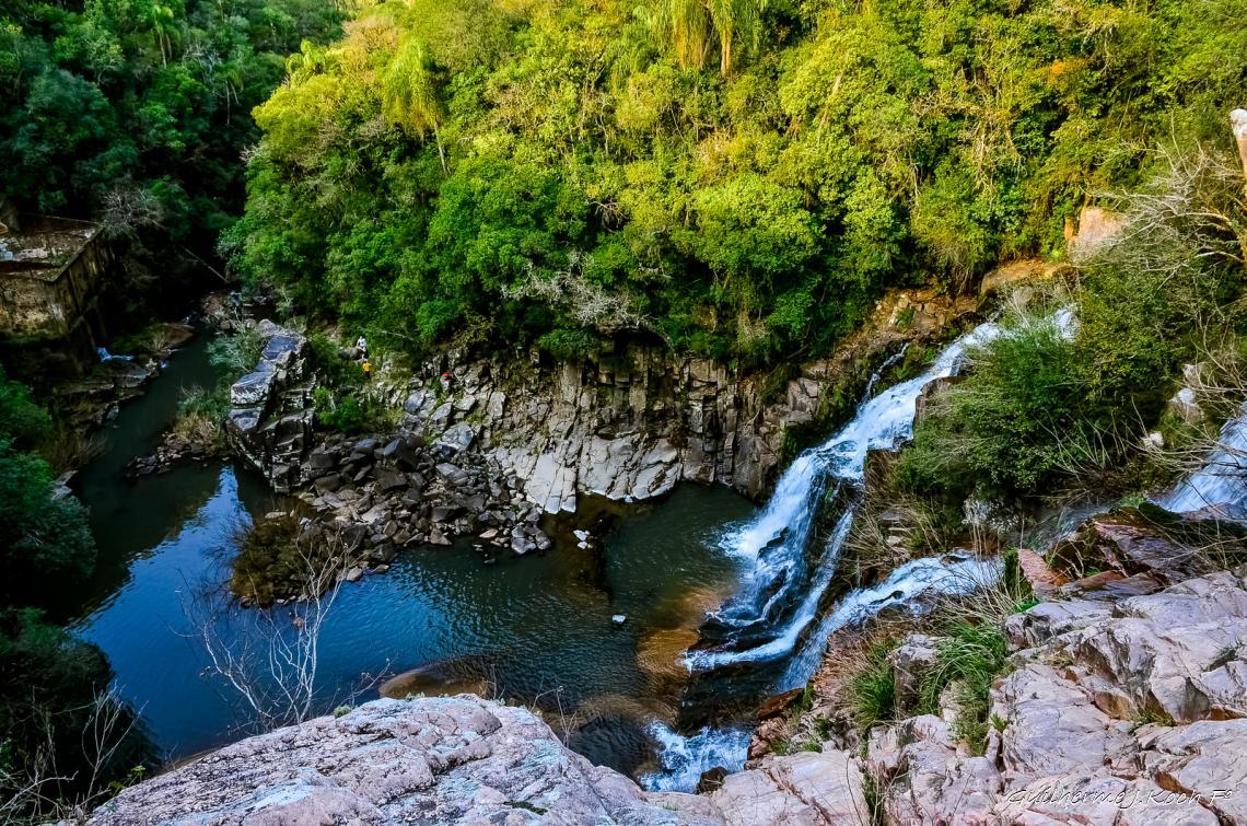 tags: paisagem,morros,natureza,floresta,mata,cascata

Cascata do Salso - Ca&ccedil;apava do Sul - RS - Brasil