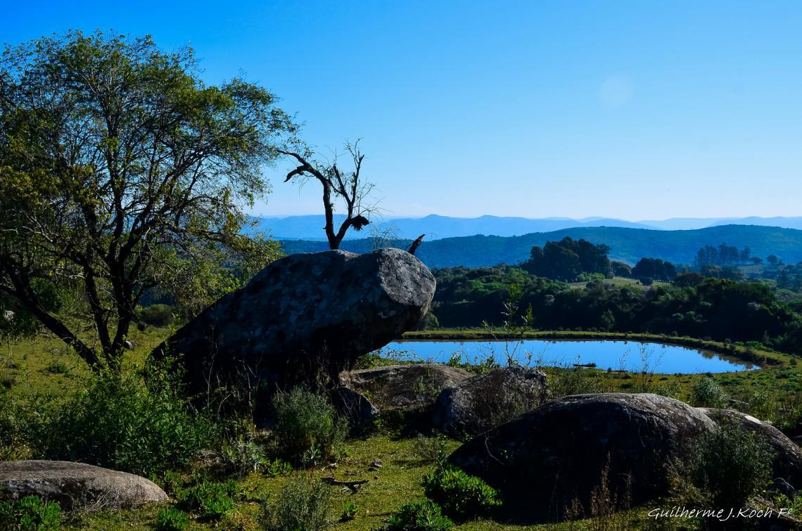 tags: ch&aacute;cara,natureza,campo,paisagem

Ch&aacute;cara do forte - Ca&ccedil;apava do Sul - RS - Brasil