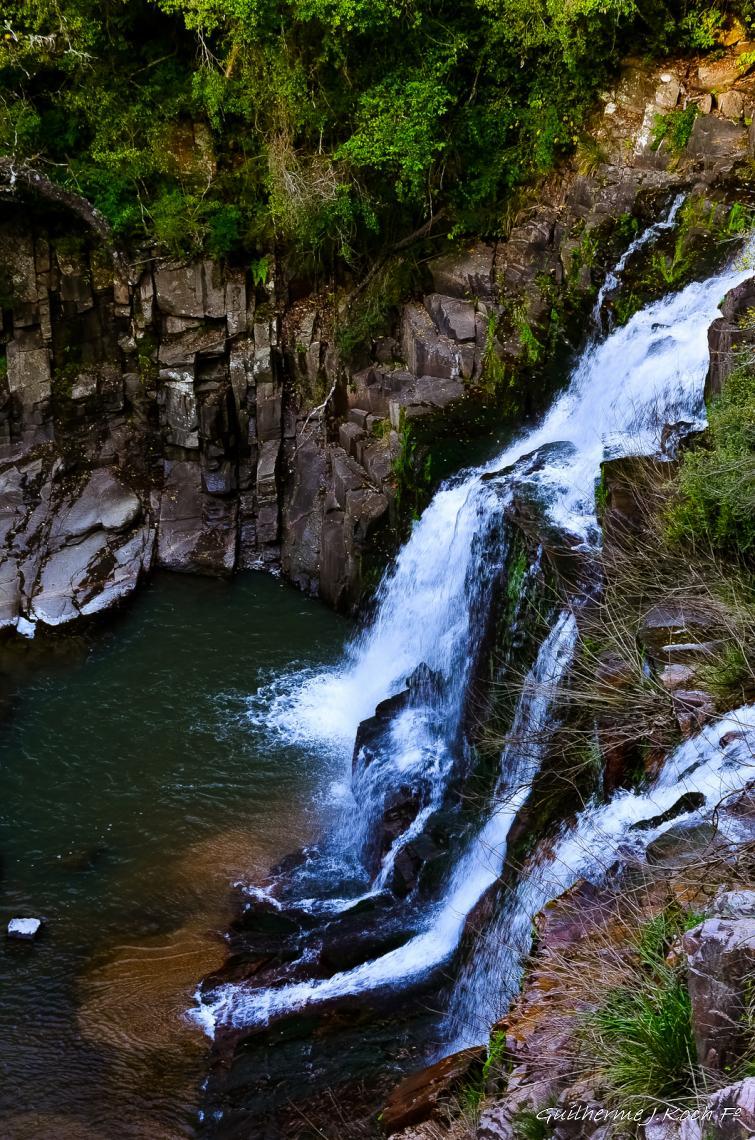 tags: paisagem,morros,natureza,floresta,mata,cascata

Cascata do Salso - Ca&ccedil;apava do Sul - RS - Brasil